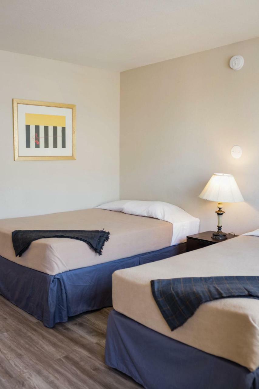Merit Inn And Suites Beaumont Buitenkant foto