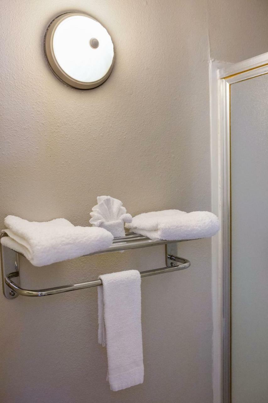Merit Inn And Suites Beaumont Buitenkant foto